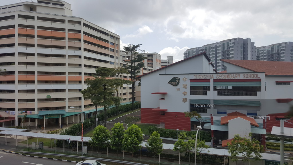 Serangoon Avenue 3 thumbnail photo